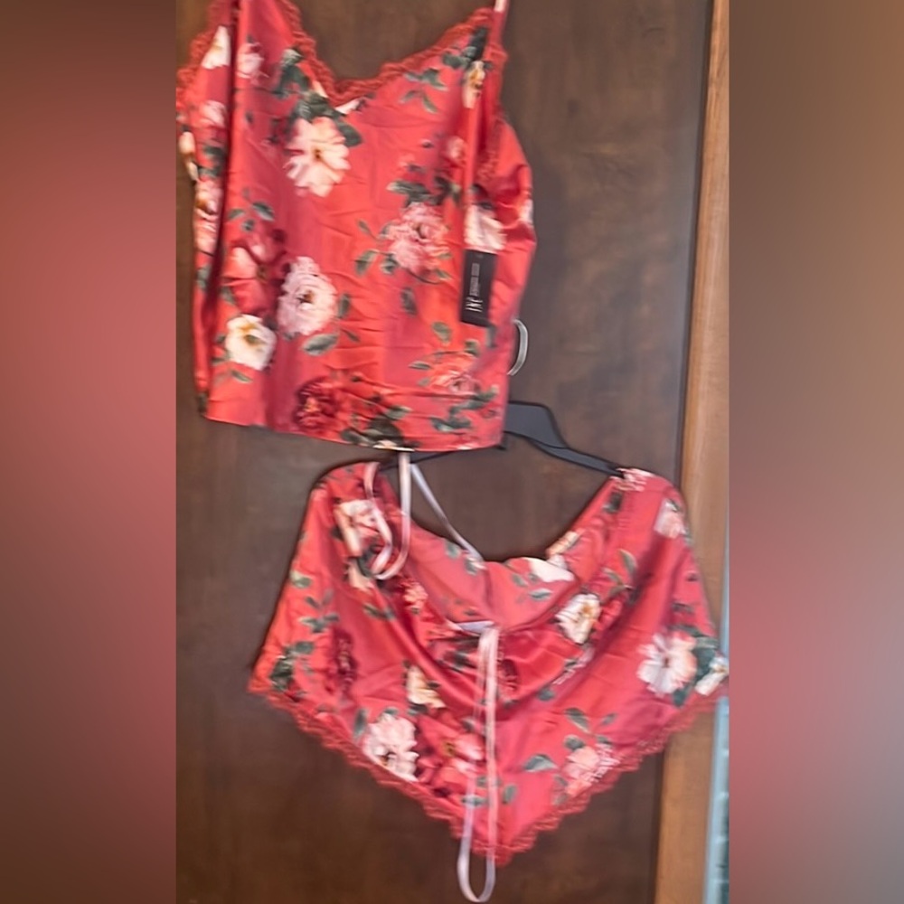 Women's night wear set